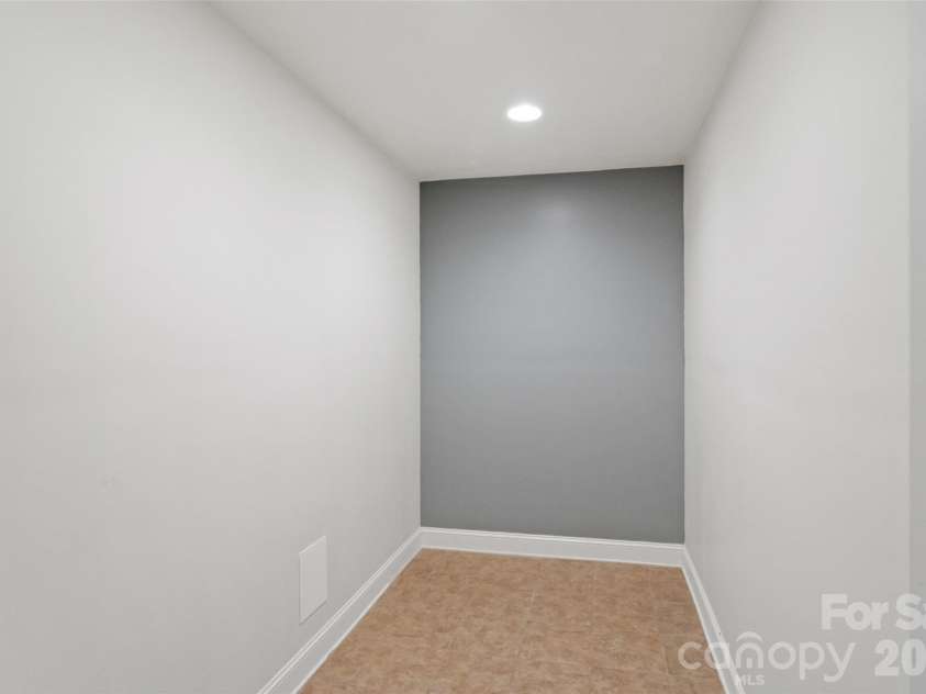 980 Autumn Glen Court, Clover, SC 29710.  MLS# CAR4351280, YatesRealty ID 19581. Extra flex space/ Basement Laundry room 