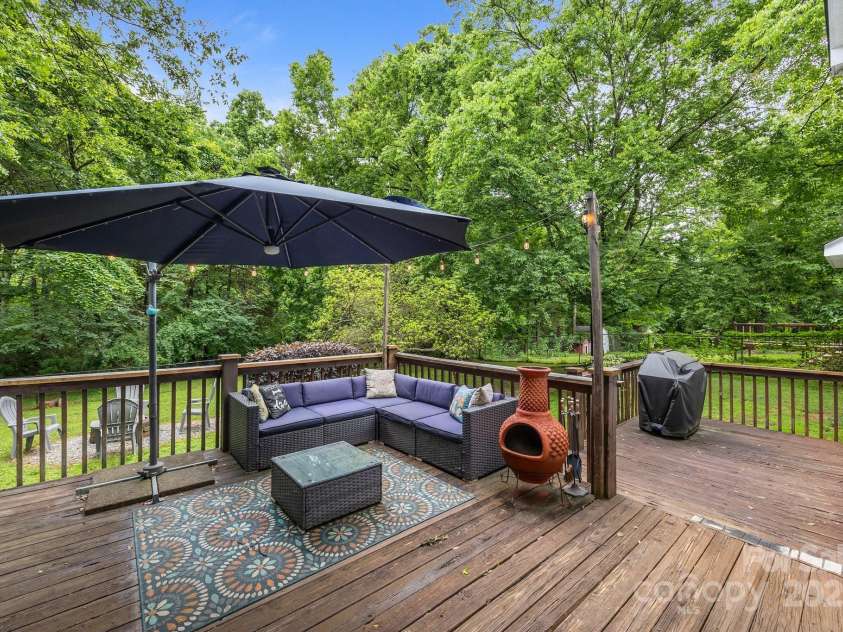 7830 Sarah Drive, Denver, NC 28037.  MLS# CAR4261168, YatesRealty ID 19582. 