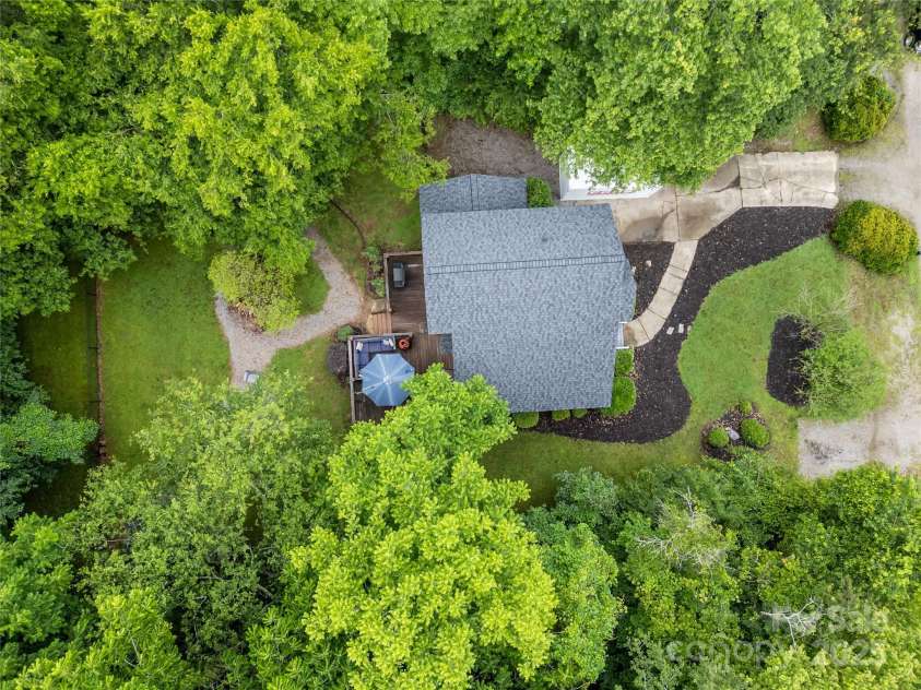 7830 Sarah Drive, Denver, NC 28037.  MLS# CAR4261168, YatesRealty ID 19582. 