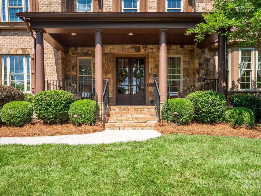13056 Long Common Parkway, Huntersville, NC 28078.  MLS# CAR4260810, YatesRealty ID 19583. 