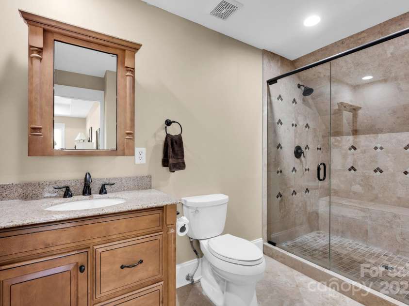 12932 Westmoreland Farm Road, Davidson, NC 28036.  MLS# CAR4243710, YatesRealty ID 19584. Guest Bedroom Suite 3