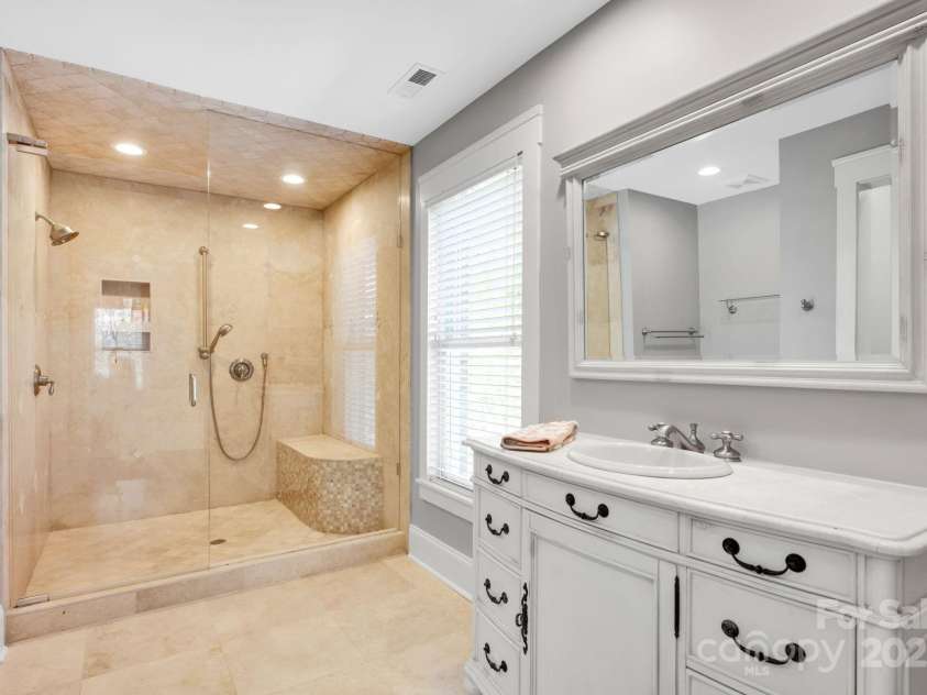 12932 Westmoreland Farm Road, Davidson, NC 28036.  MLS# CAR4243710, YatesRealty ID 19584. Secondary bedroom suite 2