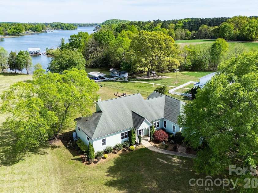 46356 Chase Point Drive, Norwood, NC 28128.  MLS# CAR4369665, YatesRealty ID 19586. 