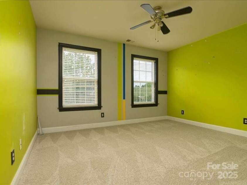 9913 Hazelview Drive, Charlotte, NC 28277.  MLS# CAR4260029, YatesRealty ID 19586. 