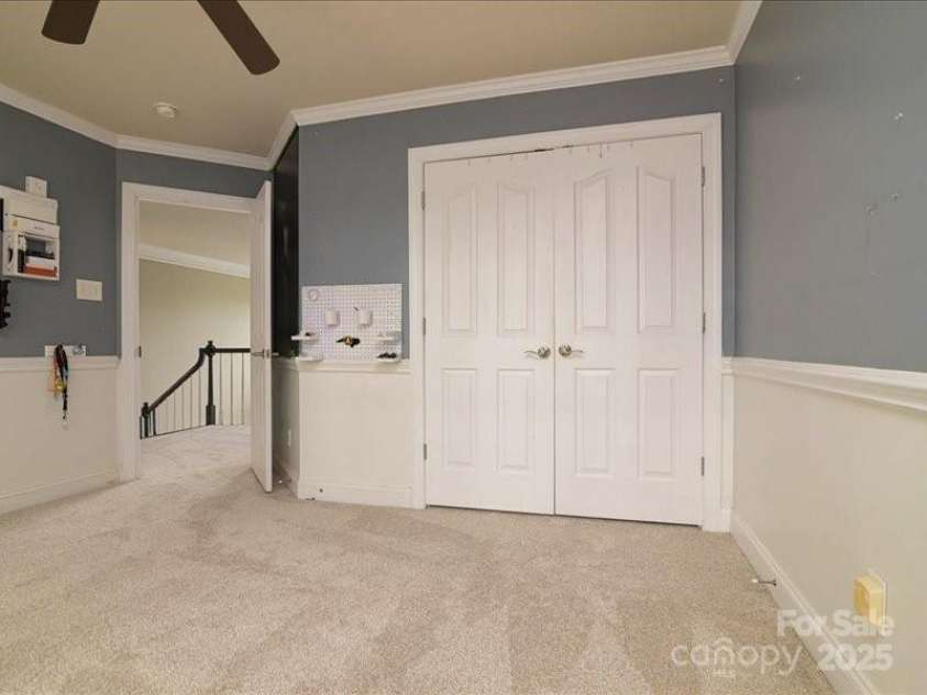 9913 Hazelview Drive, Charlotte, NC 28277.  MLS# CAR4260029, YatesRealty ID 19586. 