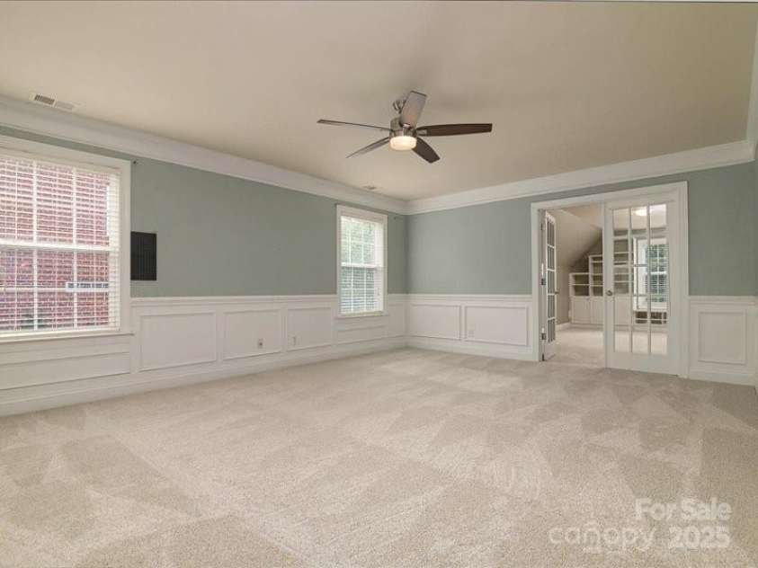 9913 Hazelview Drive, Charlotte, NC 28277.  MLS# CAR4260029, YatesRealty ID 19586. Owners Suite