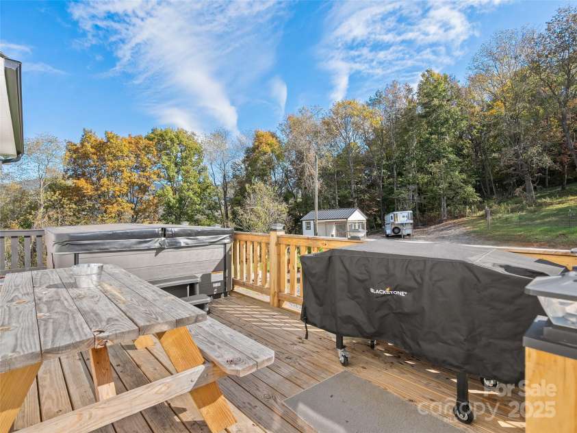 303 Johnson Farm Road, Canton, NC 28716.  MLS# CAR4312603, YatesRealty ID 19587. 