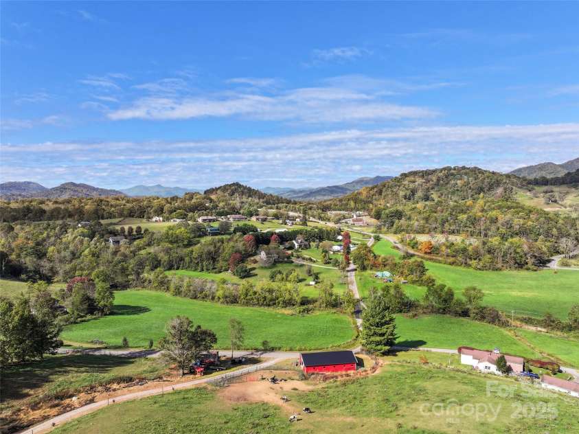 303 Johnson Farm Road, Canton, NC 28716.  MLS# CAR4312603, YatesRealty ID 19587. 