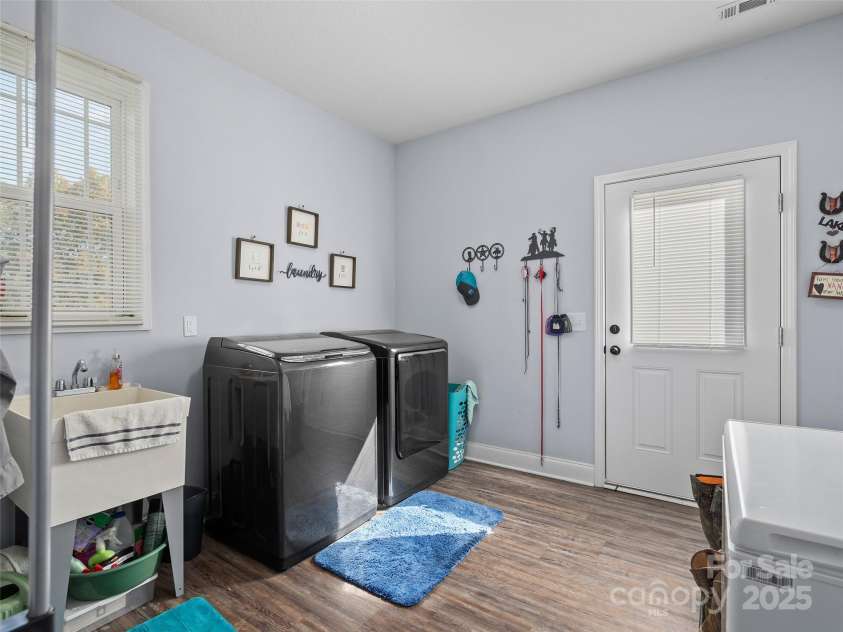 303 Johnson Farm Road, Canton, NC 28716.  MLS# CAR4312603, YatesRealty ID 19587. 
