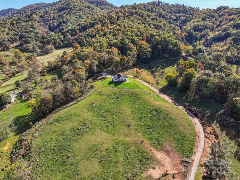 303 Johnson Farm Road, Canton, NC 28716.  MLS# CAR4312603, YatesRealty ID 19587. 