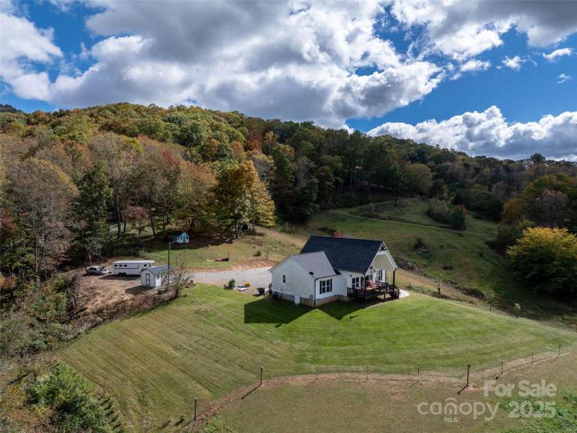 303 Johnson Farm Road, Canton, NC 28716.  MLS# CAR4312603, YatesRealty ID 19587. 