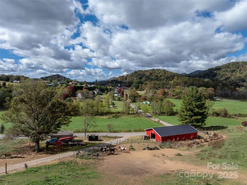 303 Johnson Farm Road, Canton, NC 28716.  MLS# CAR4312603, YatesRealty ID 19587. 