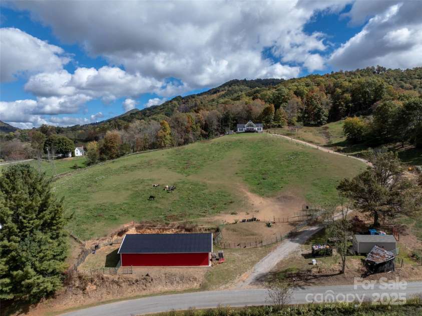 303 Johnson Farm Road, Canton, NC 28716.  MLS# CAR4312603, YatesRealty ID 19587. 