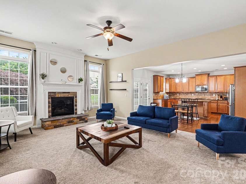16121 Grassy Creek Drive, Huntersville, NC 28078.  MLS# CAR4324821, YatesRealty ID 19588. 