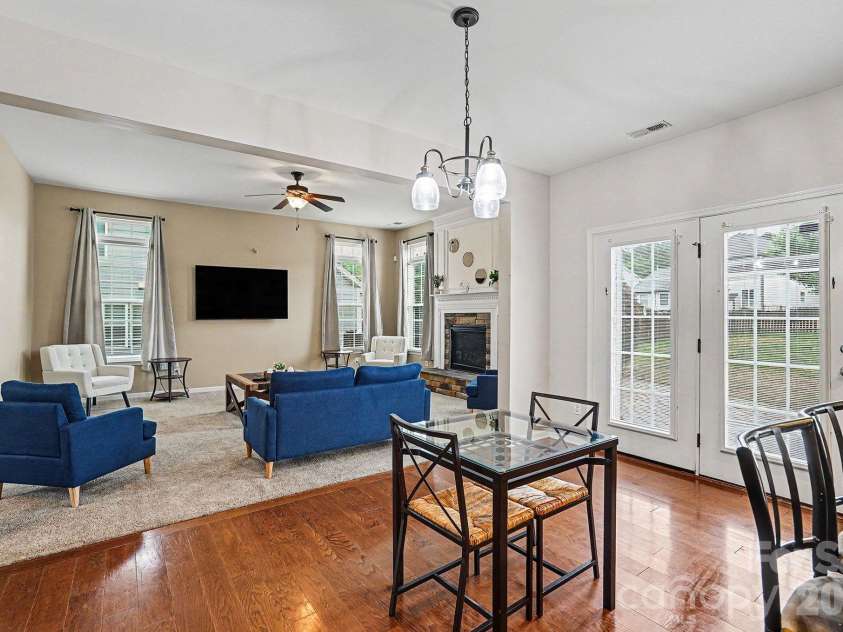 16121 Grassy Creek Drive, Huntersville, NC 28078.  MLS# CAR4324821, YatesRealty ID 19588. 