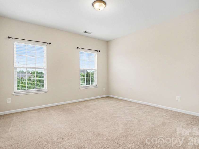 16121 Grassy Creek Drive, Huntersville, NC 28078.  MLS# CAR4324821, YatesRealty ID 19588. 