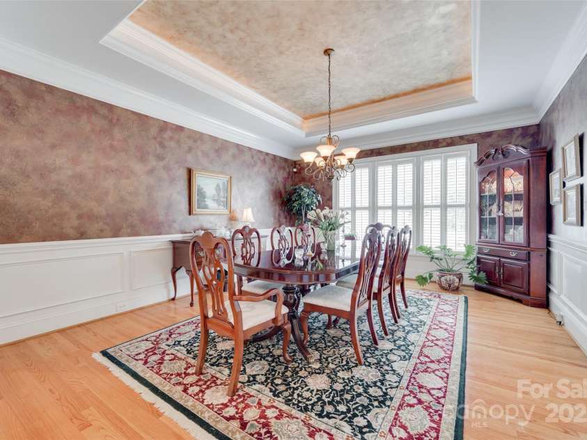 16527 Woolwine Road, Charlotte, NC 28278.  MLS# CAR4266694, YatesRealty ID 19588. 