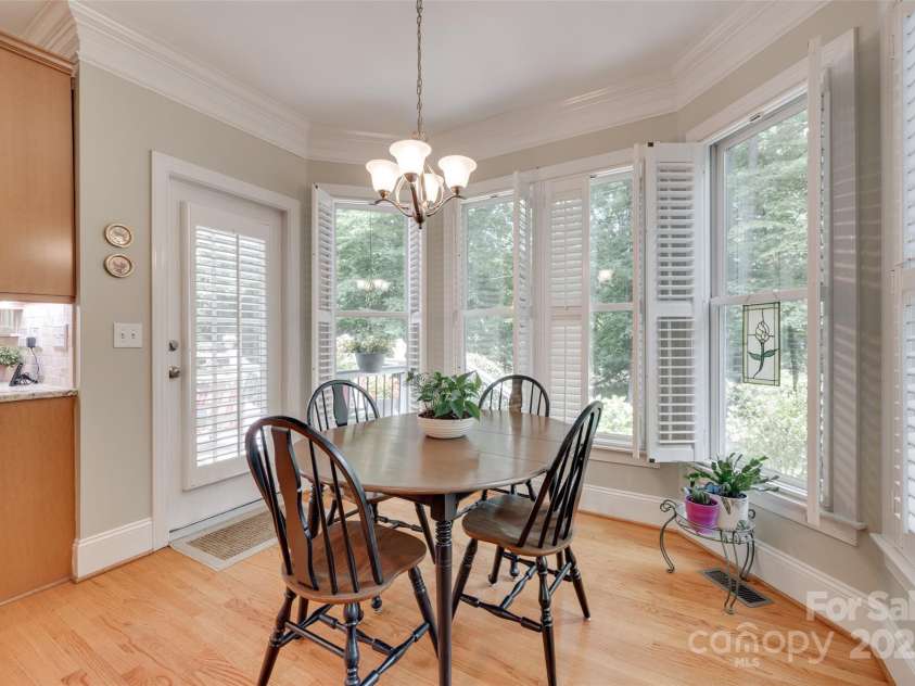 16527 Woolwine Road, Charlotte, NC 28278.  MLS# CAR4266694, YatesRealty ID 19588. 