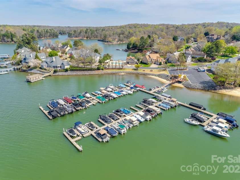 16527 Woolwine Road, Charlotte, NC 28278.  MLS# CAR4266694, YatesRealty ID 19588. 
