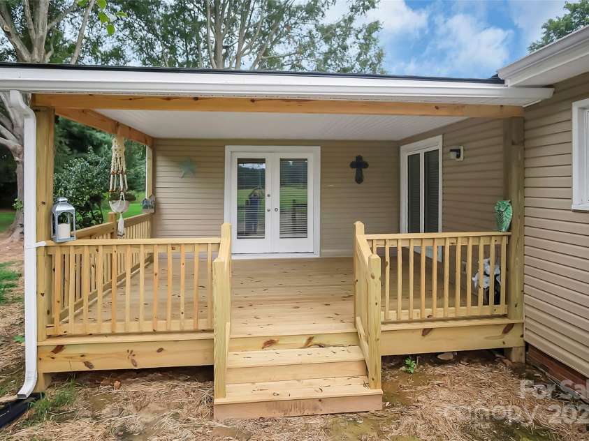 6316 Hill Gates Trail, Cherryville, NC 28021.  MLS# CAR4294077, YatesRealty ID 1959. 