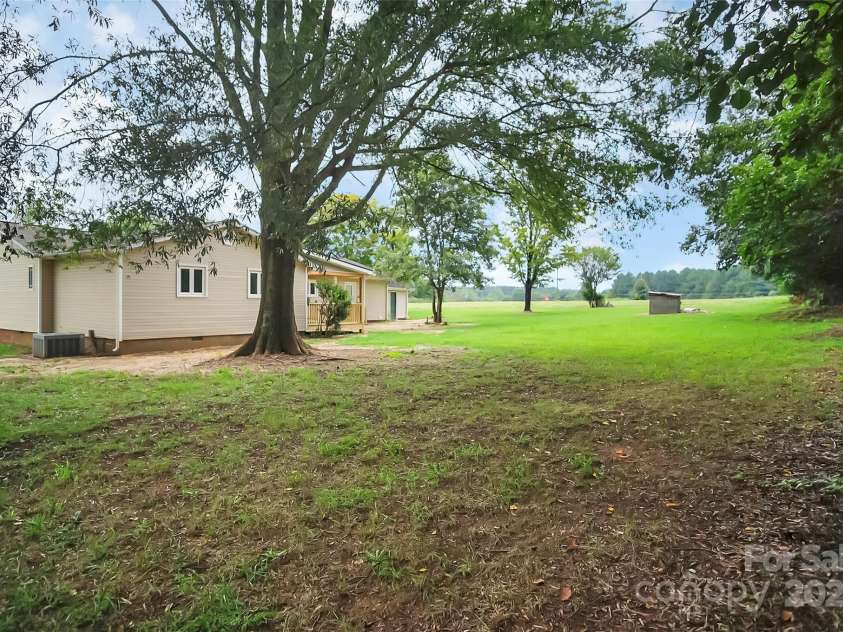 6316 Hill Gates Trail, Cherryville, NC 28021.  MLS# CAR4294077, YatesRealty ID 1959. 