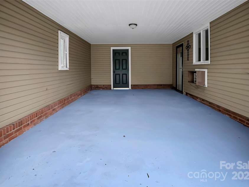 6316 Hill Gates Trail, Cherryville, NC 28021.  MLS# CAR4294077, YatesRealty ID 1959. 