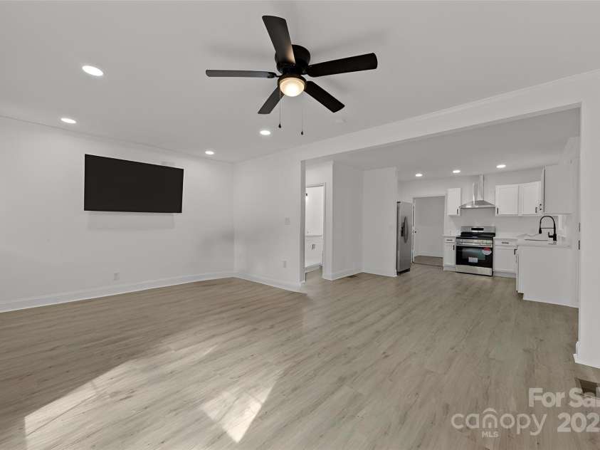 442 Lovelace Road, Rock Hill, SC 29730.  MLS# CAR4269453, YatesRealty ID 19590. 