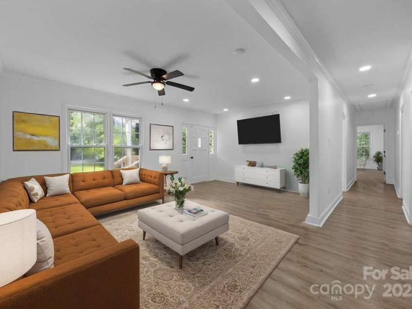 442 Lovelace Road, Rock Hill, SC 29730.  MLS# CAR4269453, YatesRealty ID 19590. 
