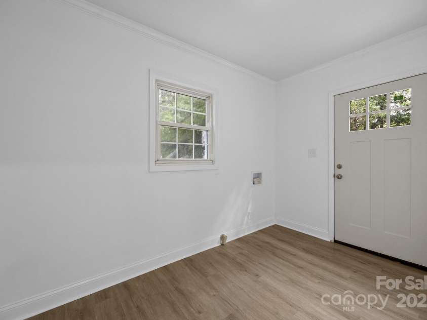 442 Lovelace Road, Rock Hill, SC 29730.  MLS# CAR4269453, YatesRealty ID 19590. Back door exit