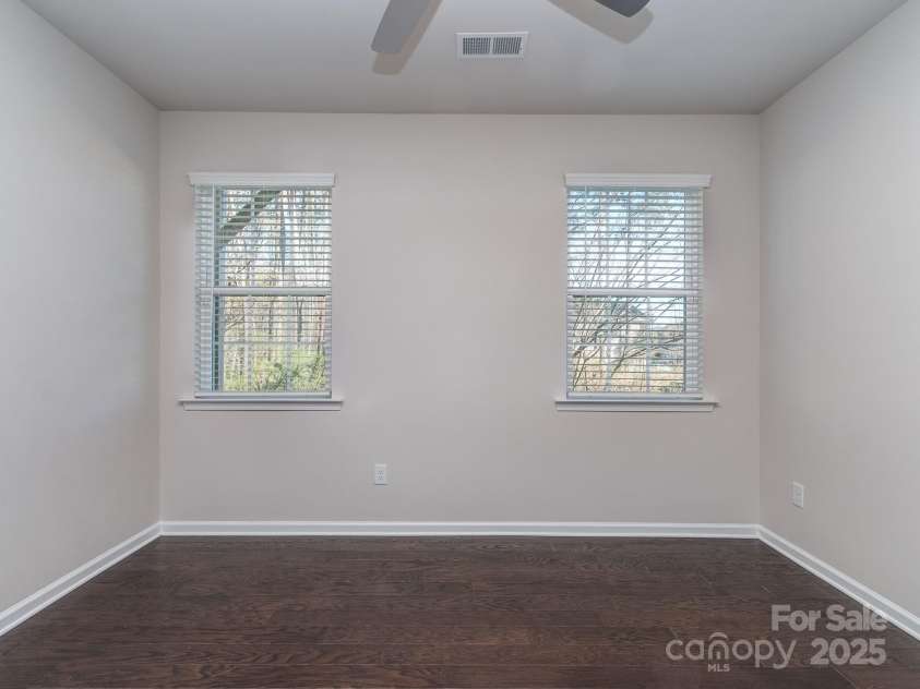 12214 Ardrey Park Drive, Charlotte, NC 28277.  MLS# CAR4247491, YatesRealty ID 19591. Main level bedroom 4