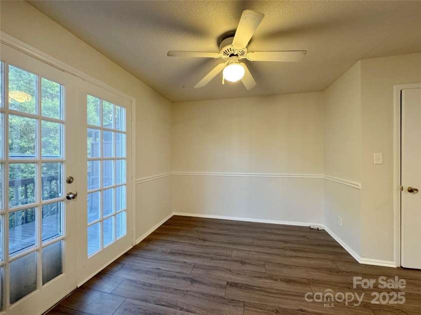 921 Nottingham Drive, Gastonia, NC 28054.  MLS# CAR4287436, YatesRealty ID 19592. 