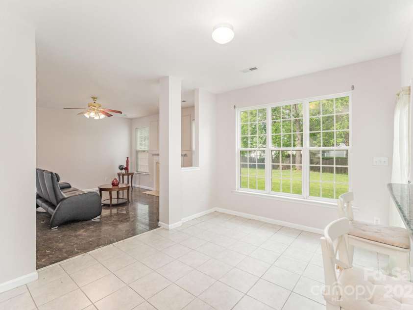 15037 Taylor Ridge Lane, Charlotte, NC 28273.  MLS# CAR4255229, YatesRealty ID 19594. 