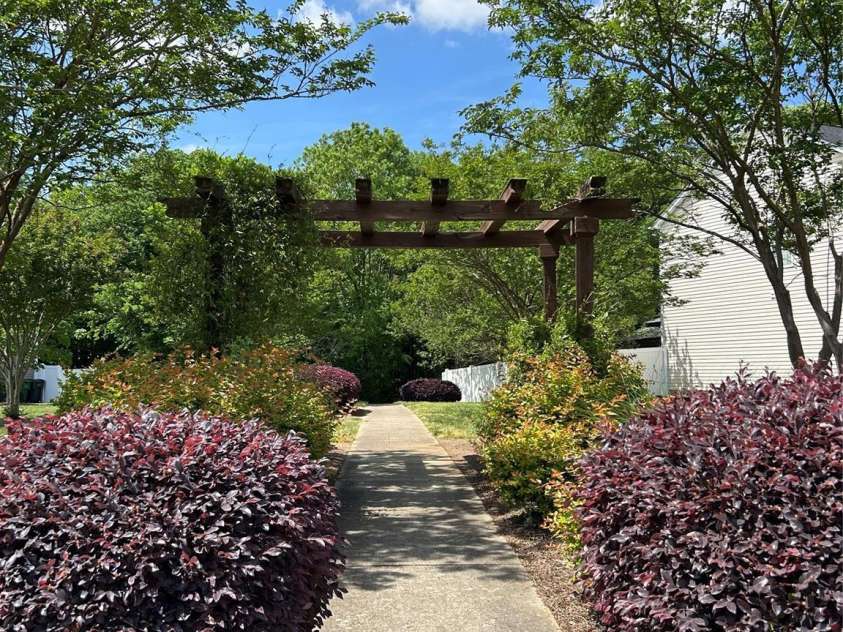 15037 Taylor Ridge Lane, Charlotte, NC 28273.  MLS# CAR4255229, YatesRealty ID 19594. 