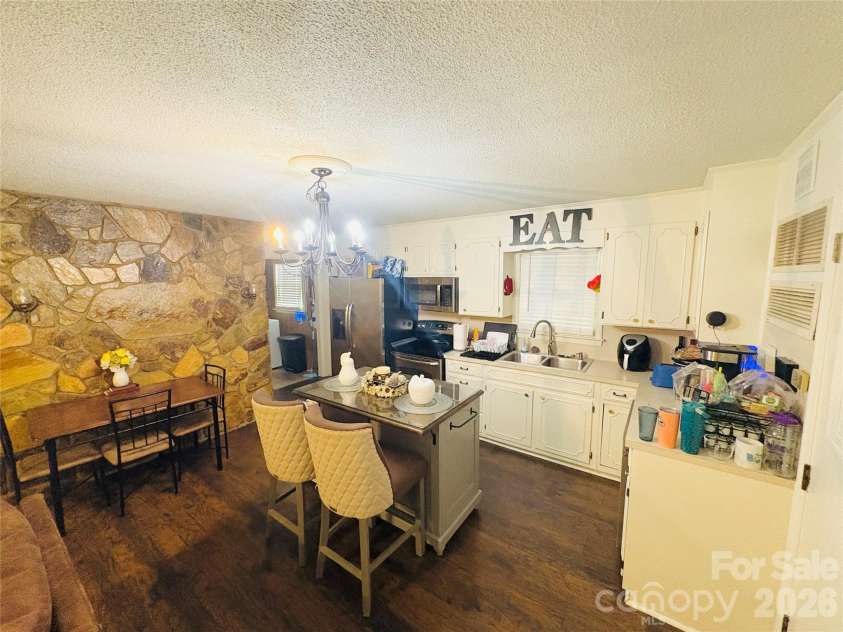1481 Grace Avenue, Lancaster, SC 29720.  MLS# CAR4362408, YatesRealty ID 19595. Kitchen/Dining Room