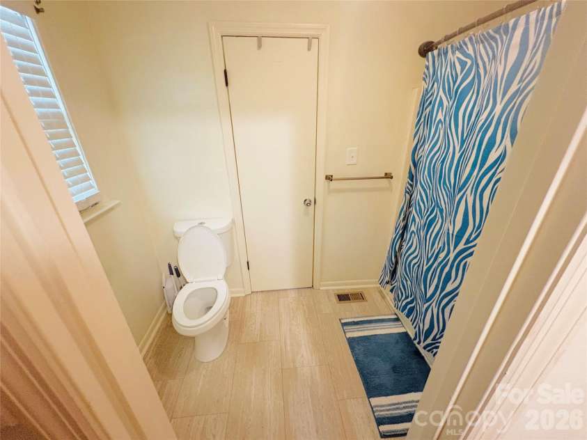 1481 Grace Avenue, Lancaster, SC 29720.  MLS# CAR4362408, YatesRealty ID 19595. Primary Bathroom