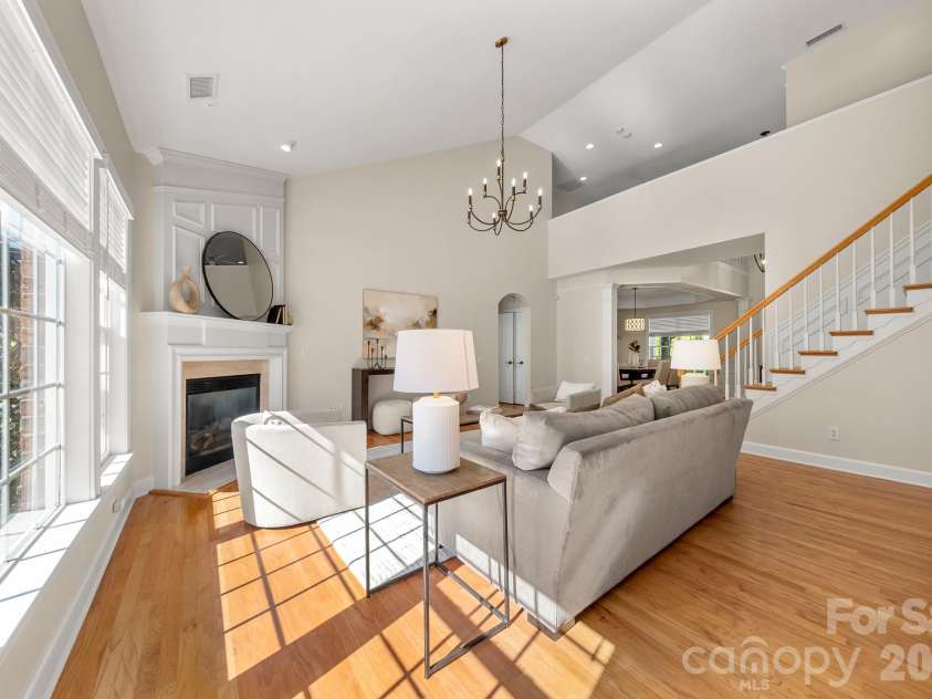 15211 Arleta Circle, Charlotte, NC 28277.  MLS# CAR4366823, YatesRealty ID 19596. 