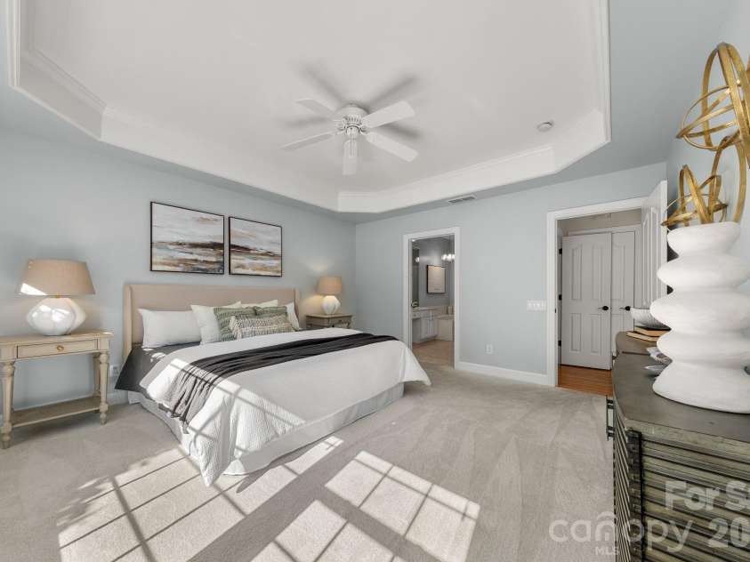 15211 Arleta Circle, Charlotte, NC 28277.  MLS# CAR4366823, YatesRealty ID 19596. 