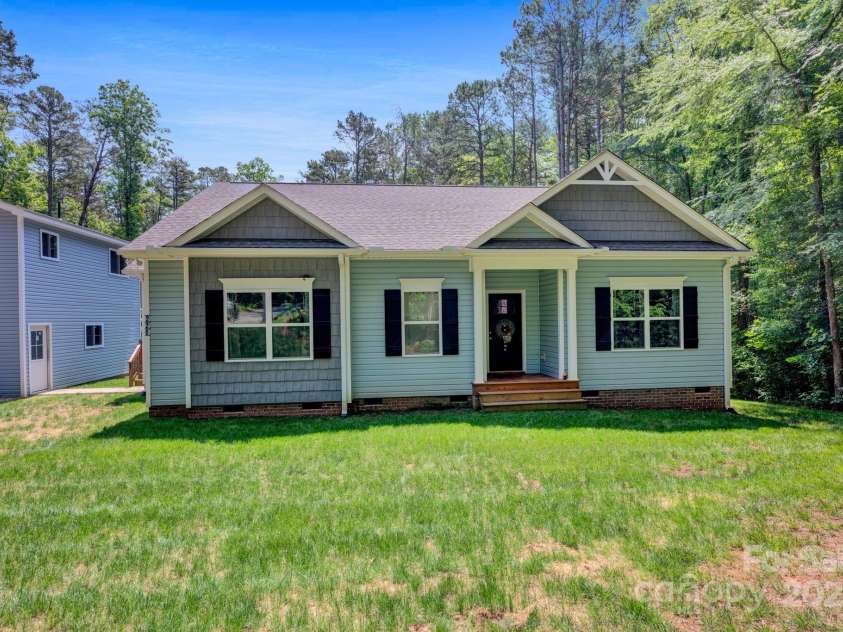 226 Stockwood Lane, Stanley, NC 28164.  MLS# CAR4264272, YatesRealty ID 19597. 