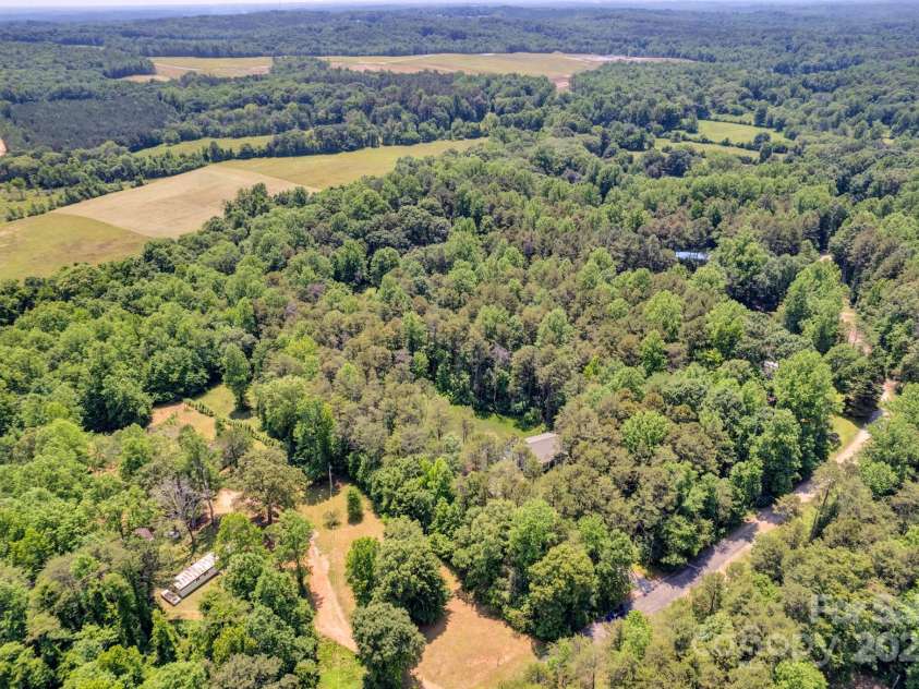 226 Stockwood Lane, Stanley, NC 28164.  MLS# CAR4264272, YatesRealty ID 19597. 