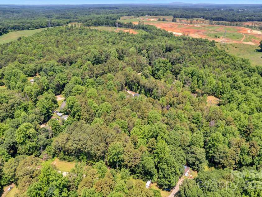 226 Stockwood Lane, Stanley, NC 28164.  MLS# CAR4264272, YatesRealty ID 19597. 