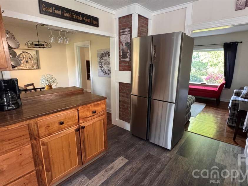 144 Macedonia Road, Asheville, NC 28804.  MLS# CAR4371686, YatesRealty ID 19598. Kitchen - Custom-made Hickory cabinets