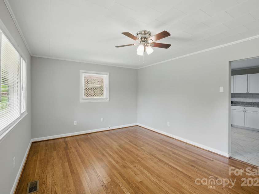 308 Maple Street, Hudson, NC 28638.  MLS# CAR4270195, YatesRealty ID 19598. 