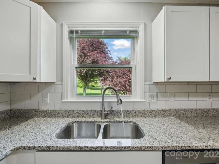 308 Maple Street, Hudson, NC 28638.  MLS# CAR4270195, YatesRealty ID 19598. 