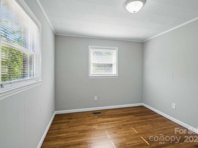 308 Maple Street, Hudson, NC 28638.  MLS# CAR4270195, YatesRealty ID 19598. 