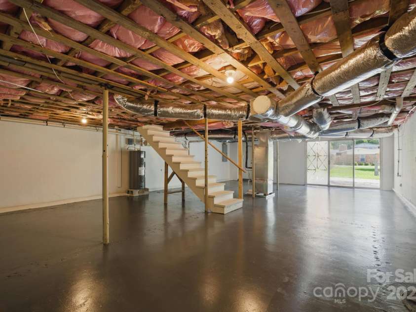 308 Maple Street, Hudson, NC 28638.  MLS# CAR4270195, YatesRealty ID 19598. 