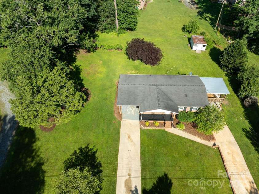 308 Maple Street, Hudson, NC 28638.  MLS# CAR4270195, YatesRealty ID 19598. 