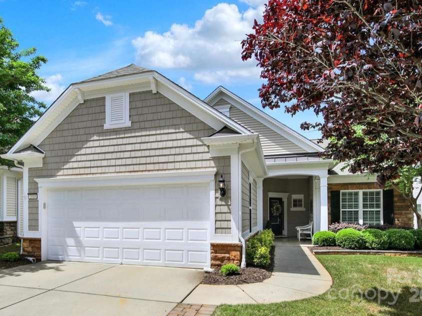 2018 Links View Drive, Fort Mill, SC 29707.  MLS# CAR4250766, YatesRealty ID 19599. 