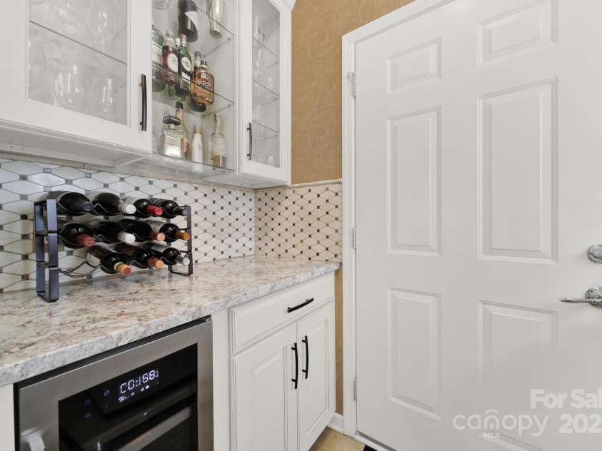 2018 Links View Drive, Fort Mill, SC 29707.  MLS# CAR4250766, YatesRealty ID 19599. 