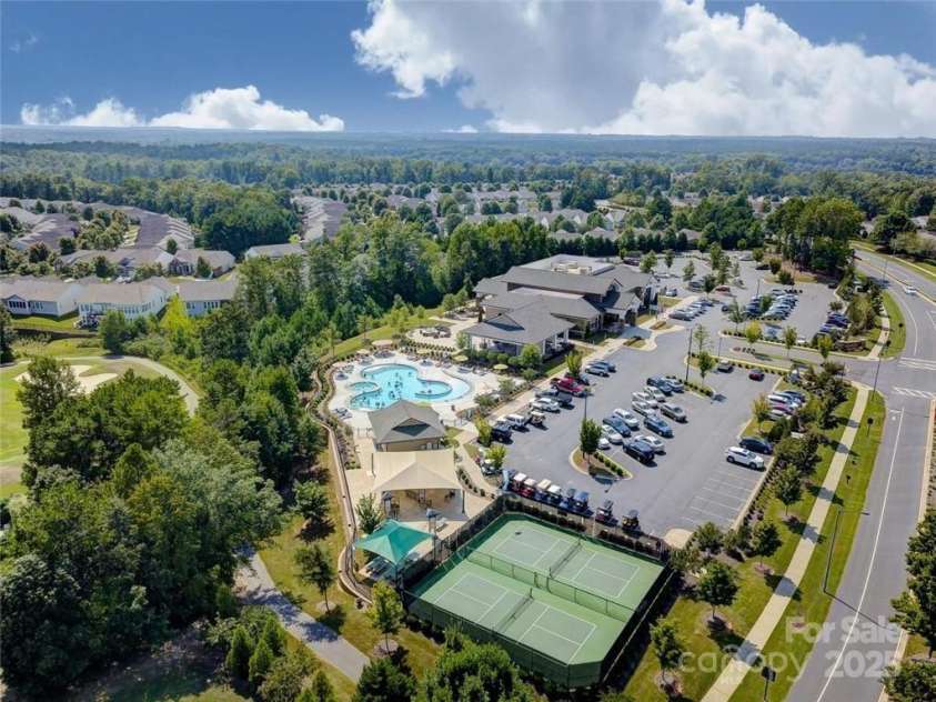 2018 Links View Drive, Fort Mill, SC 29707.  MLS# CAR4250766, YatesRealty ID 19599. 