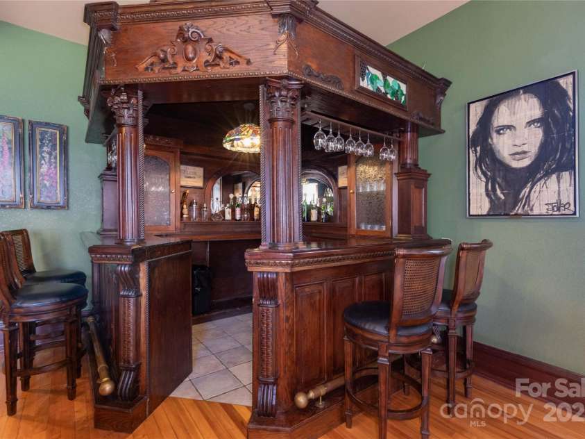 129 Woolsey Heights, Waynesville, NC 28786.  MLS# CAR4244585, YatesRealty ID 196. 